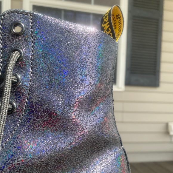 Shoes - 🌈 EUC Dr. Martens Pascal 1460 Black Iridescent Crackle Holographic Boots FIRM🌈